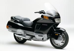 Honda PC800 Pacific Coast 1989 года